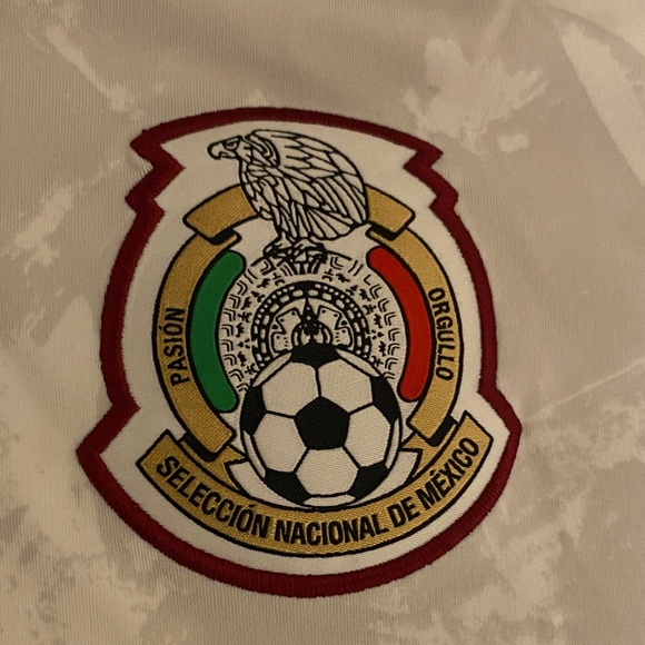 Adidas Mexico Soccer Jersey - Picture 2 of 10